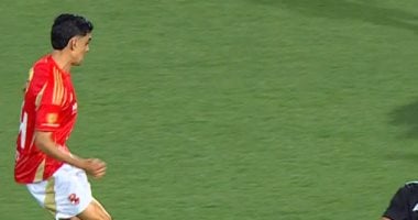 الأهلي يتقدم بهدف واحد أمام فاركو في مباراة الحسم