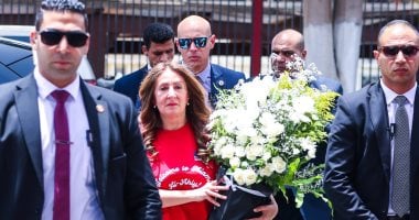 الأهلي يستقبل السفيرة الأمريكية بالقاهرة لتعزيز التعاون الثنائي