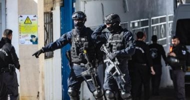الاحتلال يعتقل أربعة إسرائيليين لدعم فلسطينيين بالضفة الغربية