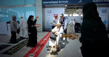 بعثة الحج توفر فرقًا متخصصة لرعاية كبار السن أثناء المناسك