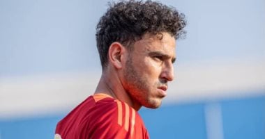 حمدي فتحي وثلاثي الشباب عابدين وبستانجي وكباكا في تدريب الأهلي