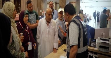 رئيس بعثة الحج يحث الحجاج على استخدام بطاقة "نسك" الذكية