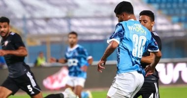 فيستون ماييلي يقود هجوم بيراميدز لحسم الدوري أمام بتروجت