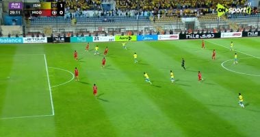 مودرن سبورت يهزم الإسماعيلي 2-1 ويزيد ضغط الدوري عليهم