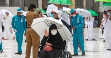 الحجاج المتعجلون يغادرون منى أثناء ثانى أيام التشريق
