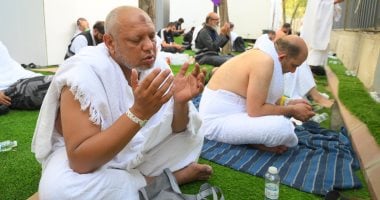 حجاج الجمعيات الأهلية ينطلقون إلى مزدلفة مع غروب عرفة