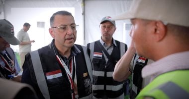 رئيس بعثة الحج يزور مخيمات حجاج القرعة في عرفات ومنى