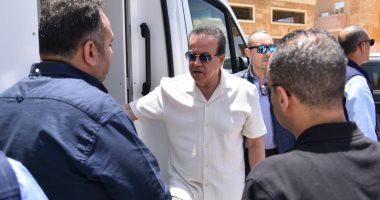 وزير الصحة يزور مستشفى الحمام المركزي في محافظة مطروح