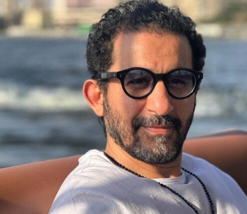 أحمد حلمي ينعى عمّه: صلاة الجنازة في بنها اليوم