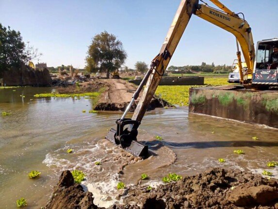 إزالة ردم فى نهر النيل بطول 500 متر بالمنوفية