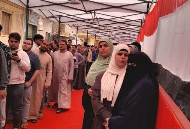 وسط إقبال ملحوظ.. انتظام التصويت بالقليوبية في اليوم الأول لانتخابات النواب