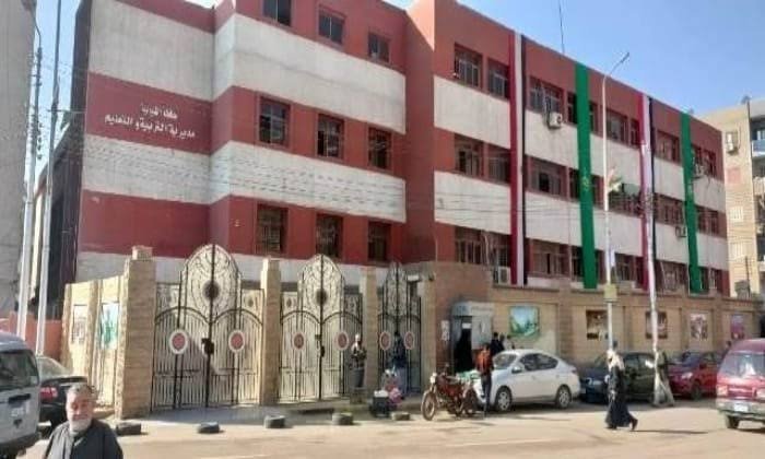 بعد واقعة رقص طالبة داخل الفصل.. استبعاد مدير مدرسة بالخصوص