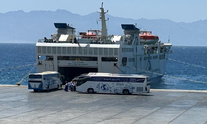 تداول 42 ألف طن و862 شاحنة بضائع عامة ومتنوعة بموانئ البحر الأحمر