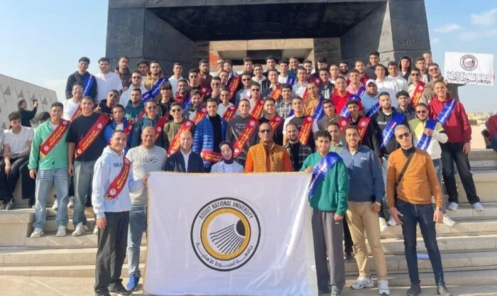 جامعة أسيوط الأهلية تواصل رحلاتها الثقافية إلى المتحف المصري الكبير