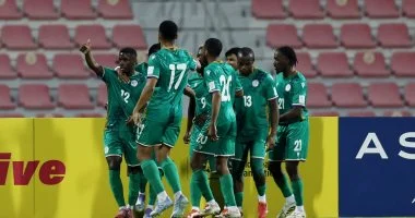 جزر القمر تحجز مقعدها في كأس العرب 2025 بعد مباراة درامية أمام اليمن