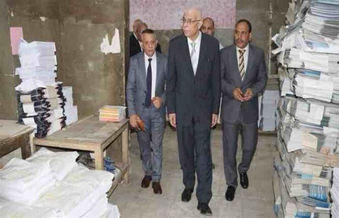 رئيس جامعة المنوفية يتفقد مطابع الجامعة ويبحث تحويلها لدار للنشر
