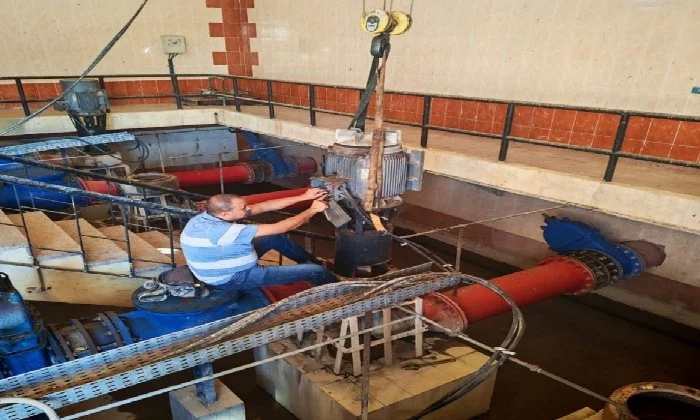 رئيس مياه القناة يعلن صيانة شاملة لمولدات الديزل بمحطات مياه وصرف الإقليم تحسبًا لانقطاع التيار