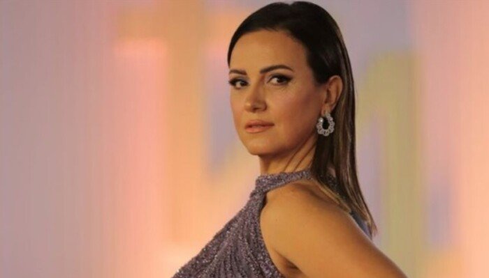 بعد انتقاد ظهورها بفيلم «الست».. ريهام عبد الغفور تدعم منى زكي بهذه الكلمات