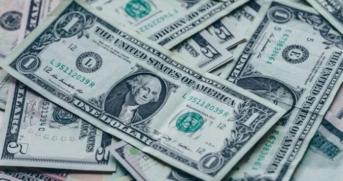 سعر الدولار مقابل الجنيه منتصف تعاملات اليوم الاثنين 24 نوفمبر 2025