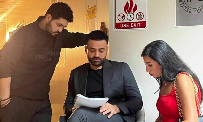 عمر السعيد يجمع بين «المايكرو دراما» والبطولة الشعبية في أحدث أعماله