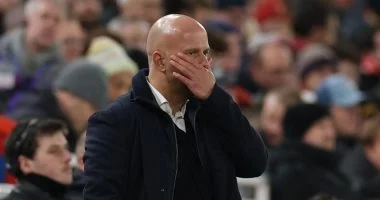 ليفربول يبدأ رحلة البحث عن خليفة سلوت.. ومدرب مفاجأة على رأس المرشحين