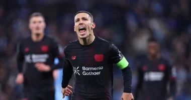 مان سيتى يتأخر أمام ليفركوزن بهدف فى الشوط الأول بمشاركة عمر مرموش.. صور