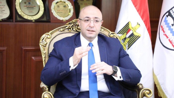 محافظ بني سويف يوجه بتطوير الخدمات الصحية وتسهيل الحصول على العلاج للمرضى