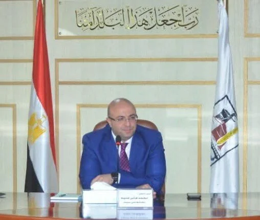 كارت الفلاح يتجاوز 274 ألف استمارة.. محافظ بني سويف يتابع رقمنة القطاع الزراعي