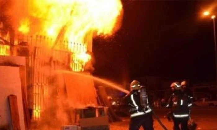 مصرع شخص في حريق هائل بمصنع طوب بمعصرة صاوي بالفيوم