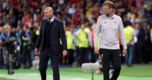 ألونسو مُهدد بالرحيل عن الريال بعد قمة السيتي.. ومفاضلة بين زيدان وكلوب