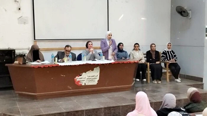 الخدمة الاجتماعية ببني سويف تحتفل بـ اليوم العالمي للتطوع تحت شعار «معاً نستطيع»