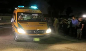 بمليون جنيه.. أطقم إسعاف تُسلم مشغولات ذهبية لأسرة مصابي حادث على طريق شبرا - بنها الحر