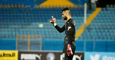 تعرف على ترتيب أحمد الشناوى بين أفضل 10 حراس فى أفريقيا 2025