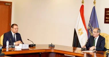 تطبيقات الذكاء الاصطناعي ركيزة أساسية لتعزيز جودة خدمات التأمين الصحي الشامل