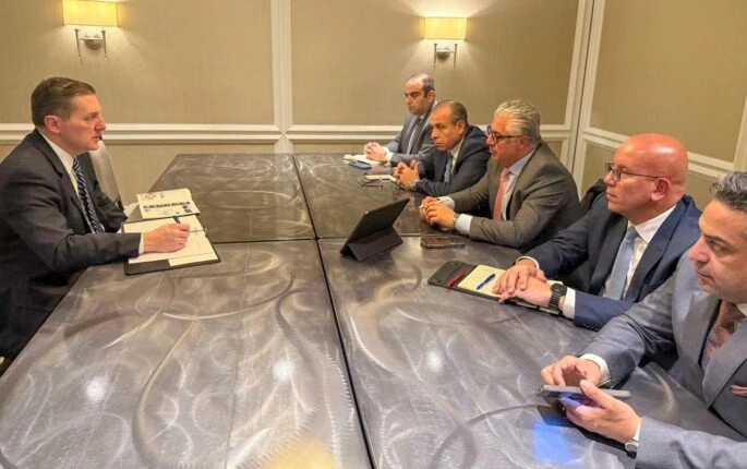 رئيس اقتصادية قناة السويس يلتقي عملاقة "التكنولوجيا والطاقة" الأمريكية لجذب استثمارات متقدمة