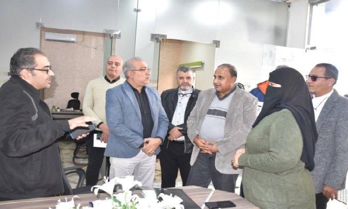 رئيس "مياه مطروح" يتفقد القطاعات والإدارات بالديوان العام لمتابعة انتظام سير العمل وجودة الخدمات