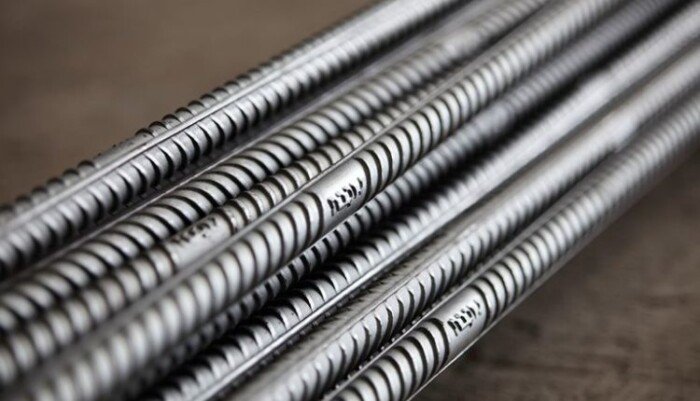 سعر طن الحديد اليوم الثلاثاء 2 ديسمبر 2025