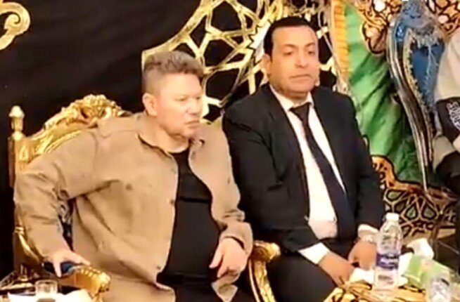 رموز وقيادات شعبية يشاركون في عزاء شقيقة رضا عبد العال بشبرا الخيمة