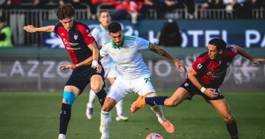 كالياري ضد روما.. الذئاب يواصلون التراجع بخسارة جديدة في الدوري الإيطالي