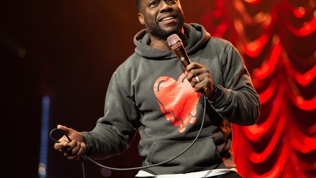 كيفن هارت وداني راميريز يقدمان حفل قرعة كأس العالم 2026