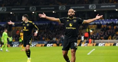 مانشستر يونايتد يكتسح وولفرهامبتون المتذيل برباعية فى الدورى الإنجليزى