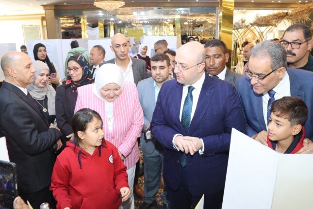 محافظ بني سويف يفتتح المعرض السنوي للعلوم والهندسة لاختيار المشروعات المشاركة ضمن المسابقة العالمية ISEF