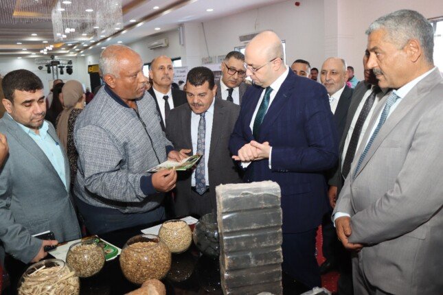 محافظ بني سويف يتفقد ملتقى التوظيف ضمن فعاليات حملة الـ16 يوم لمناهضة العنف ضد المرأة