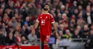 محمد صلاح لـ ليفربول: لا أعرف إن كان أحد يريد رحيلى..أرجوكم لا تكذبوا عليّ