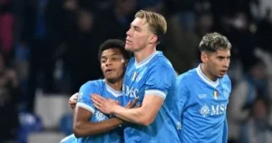 نابولي يحسم قمة يوفنتوس ويتصدر الدوري الإيطالي.. فيديو