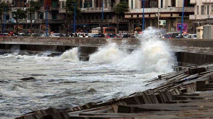 الطقس في الإسكندرية.. نوة قاسم ترفع حالة الطوارئ بالمحافظة