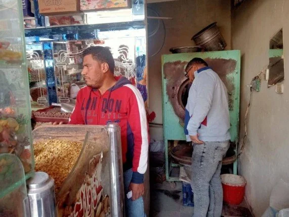 تموين القليوبية يضبط لحوم مجهولة المصدر وعدداً من المخالفات المتنوعة